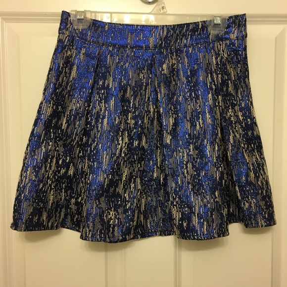 Bethany Mota Dresses & Skirts - Bethany Mota Metallic skirt